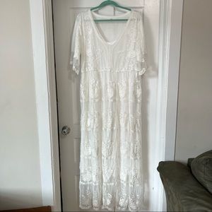 Plus size white lace dress